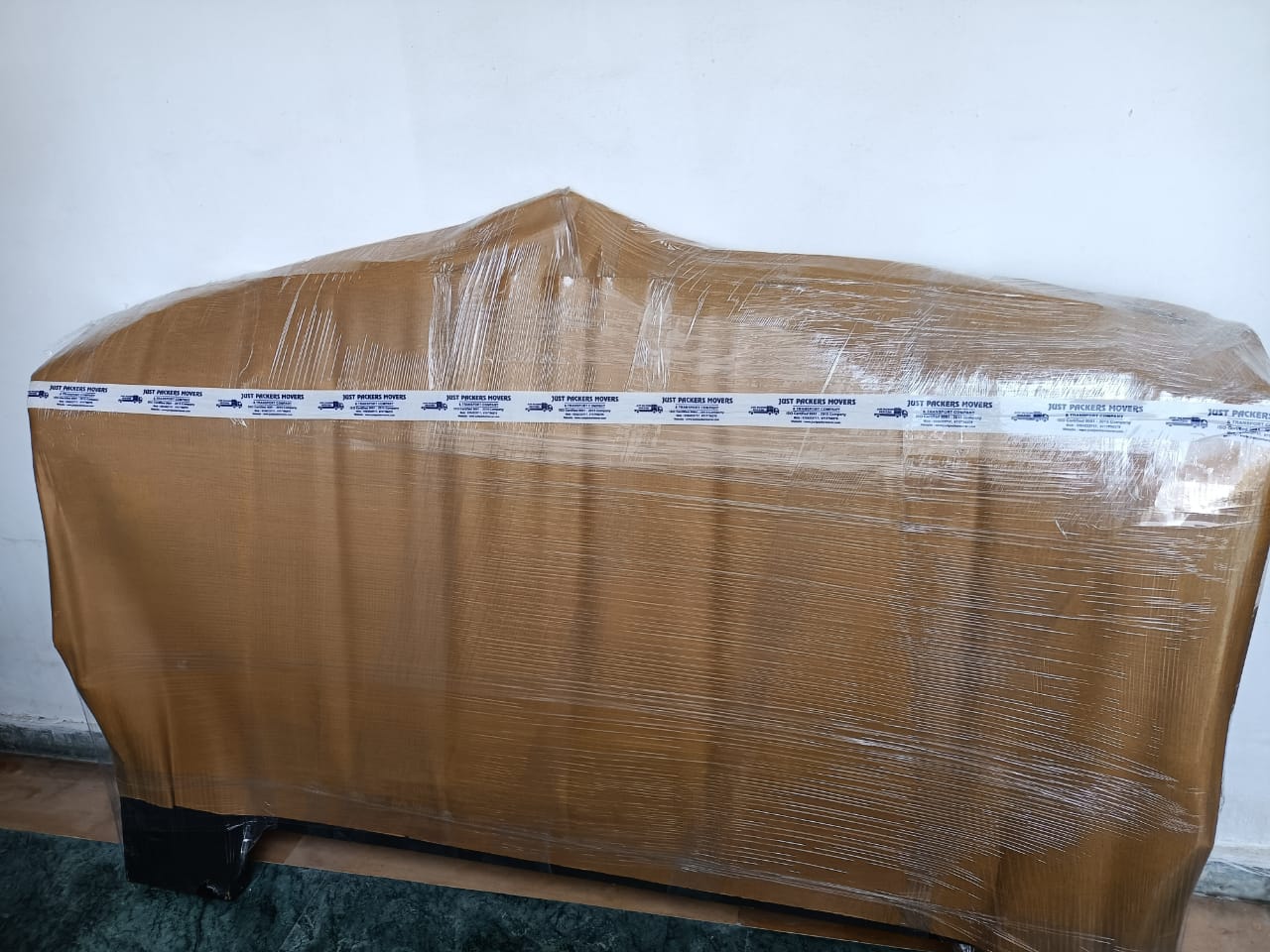 Packers and Movers in Noida Sector 18